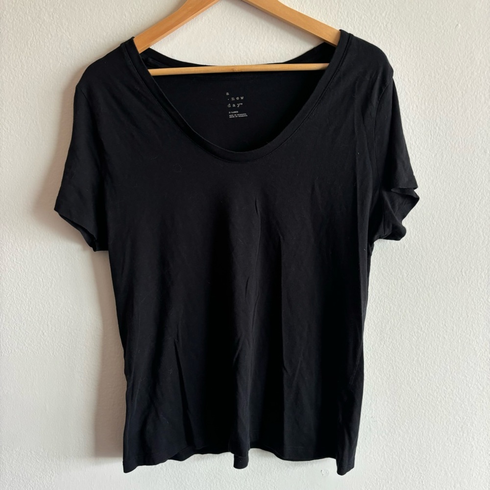 Black Women's Top Tee Short Sleeve T-Shirt Basic Classic Staple Wardrobe XL